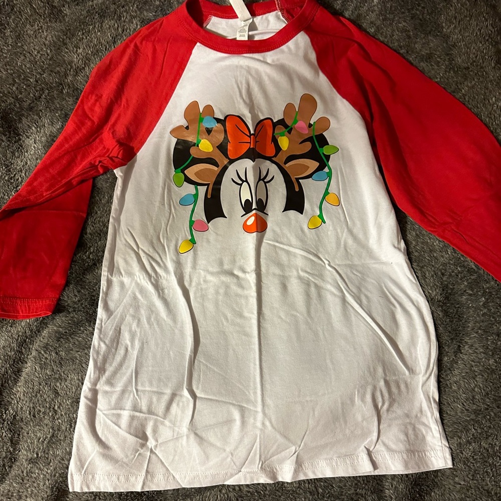 Women’s small Christmas Minnie shirt